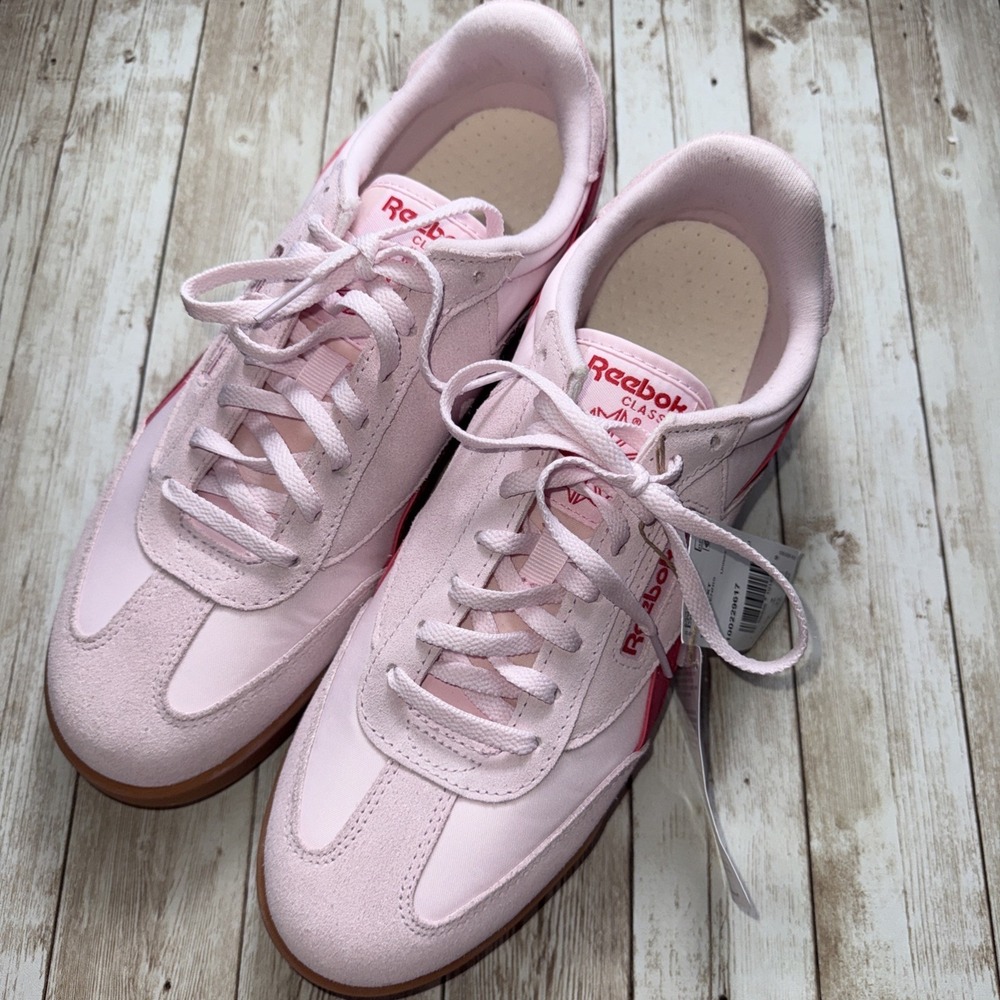Reebok Campio‎ XT Women's 11.5 / Men's 10 Unisex Tennis Sneaker Pink